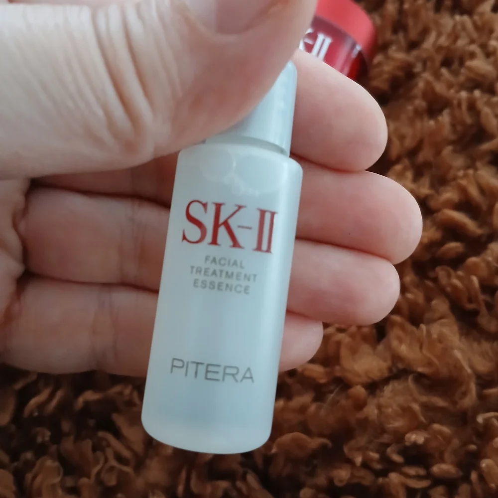 SK-II Skincare Set - Picture 2 of 8